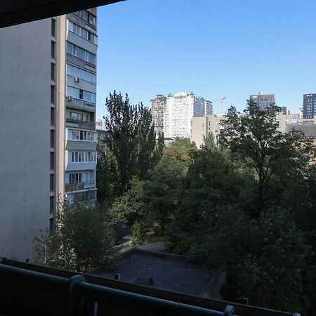 Квартира По Улице Большая Васильковская, 129 Kyiv Exterior photo