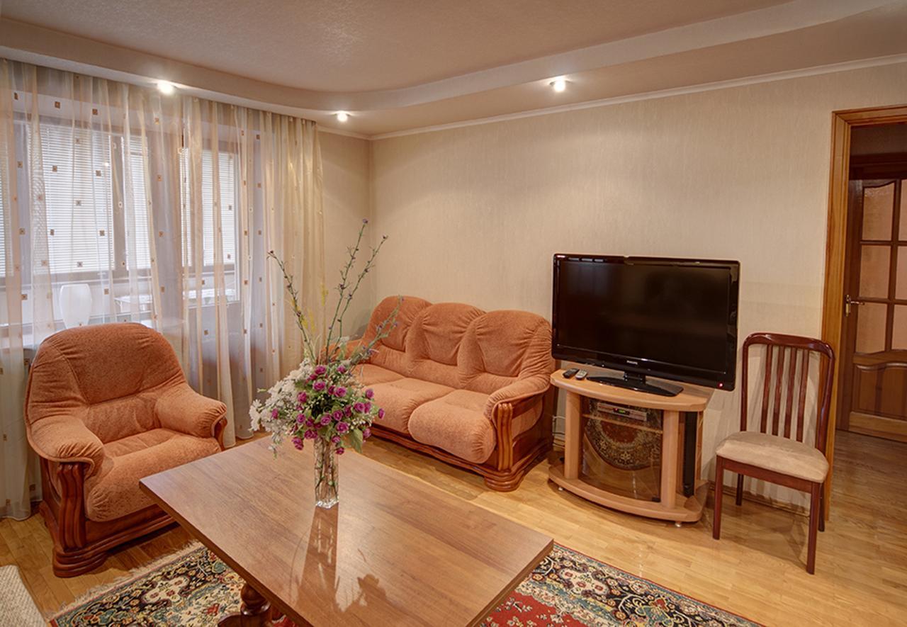 Квартира По Улице Большая Васильковская, 129 Kyiv Exterior photo